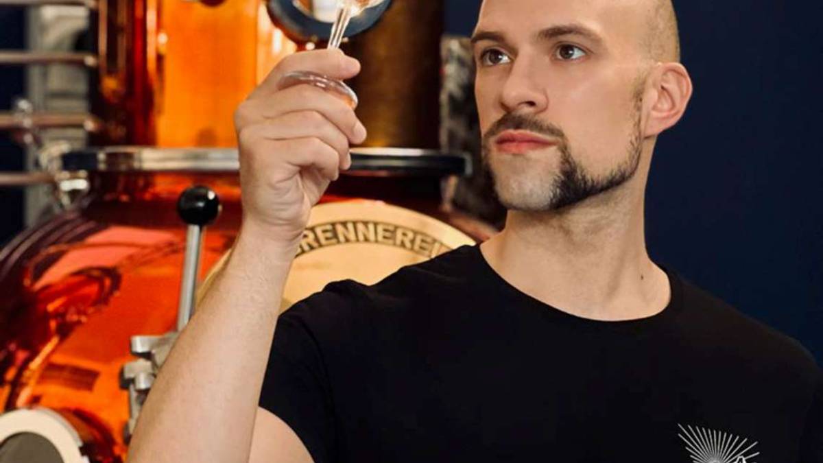 Rimini. Gin ai sapori del mondo per dire no all'omofobia