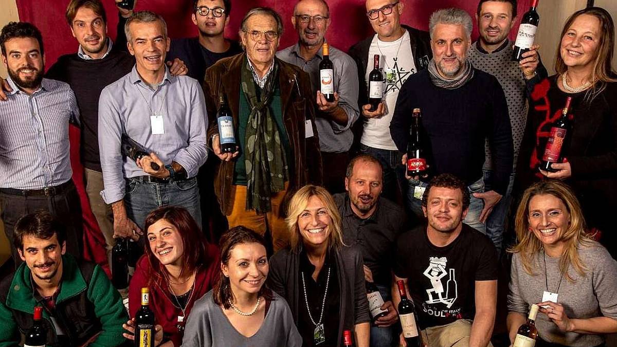 “Abbinamenti indipendenti” Vignaioli e cuochi social