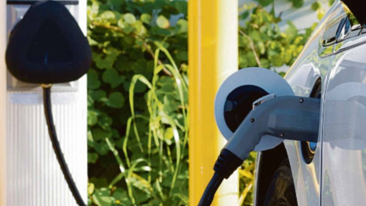 La proposta: ricarica per auto elettriche ogni 60 Km