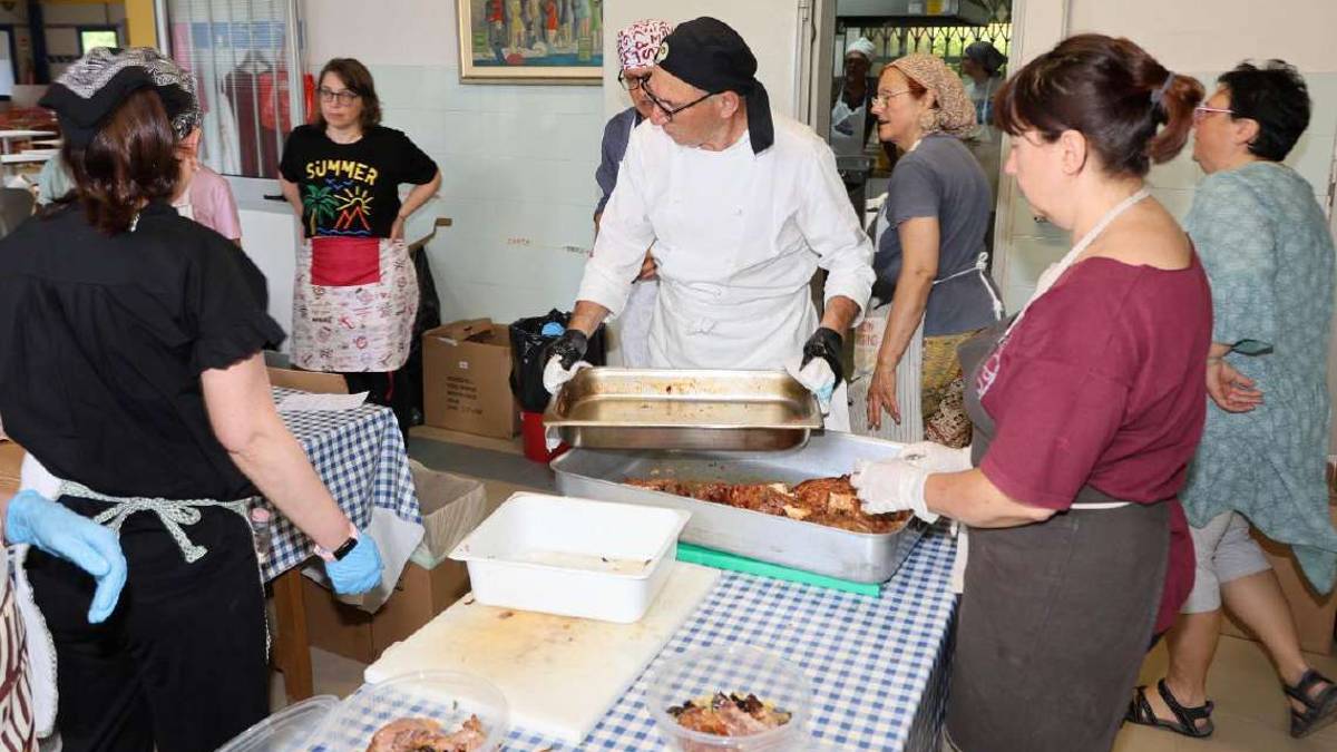 Cesena, da Cucine Popolari 500 pasti al giorno per gli alluvionati