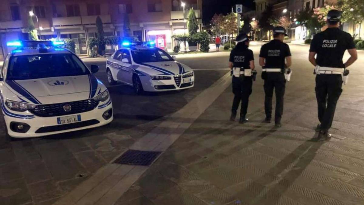Lugo, ragazzi in campo con gli agenti nei controlli del weekend