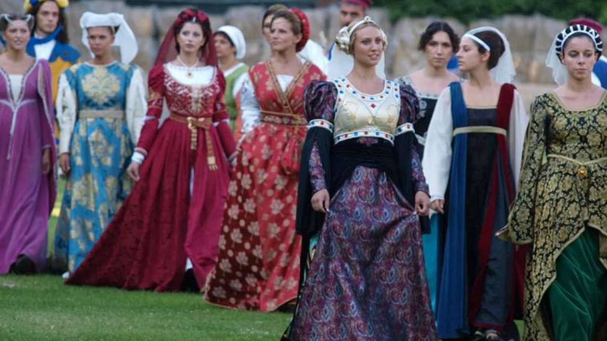Palio di Faenza, capienza, prove e sfilata i nodi da sciogliere