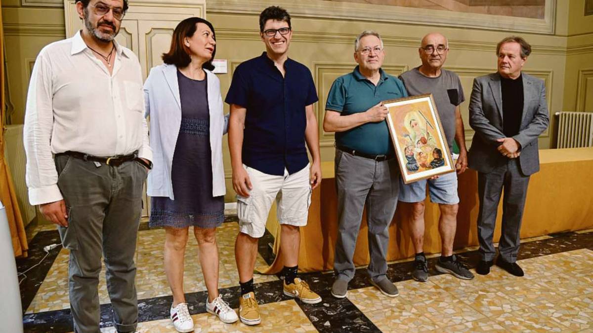 Forlì. La Madonna del fango dà speranza agli alluvionati
