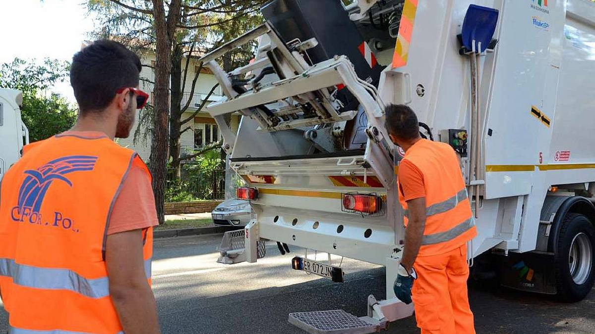 Milano Marittima, decolla il porta a porta della differenziata