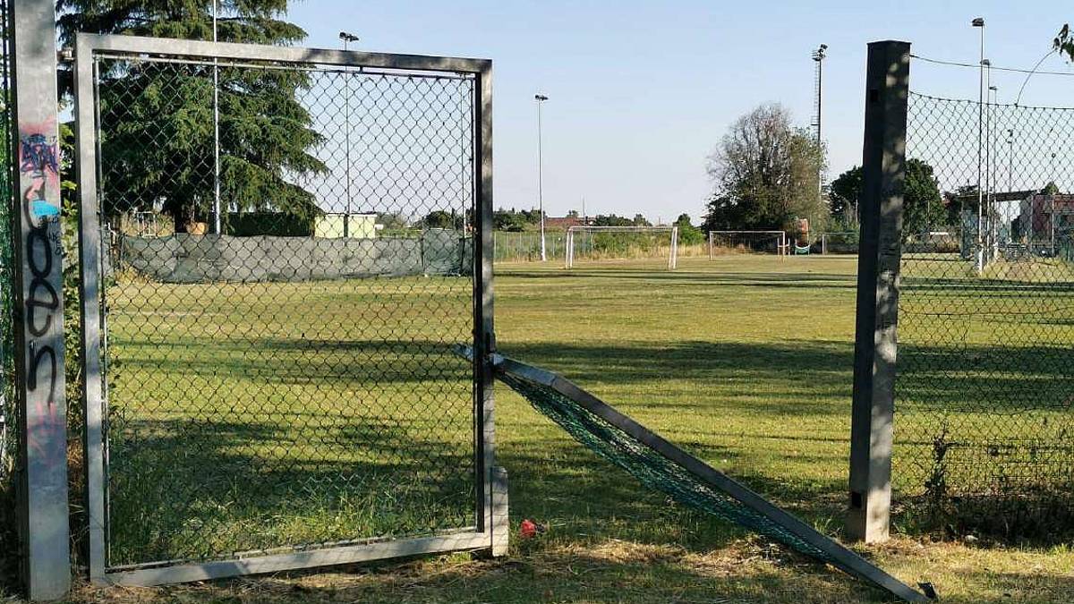 Cesena: vandali al campo sportivo del Rumagna