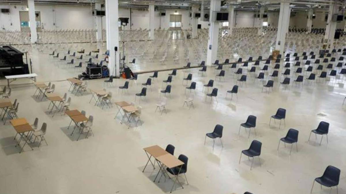 In 8.000 a Cesena per 39 posti all'Ausl