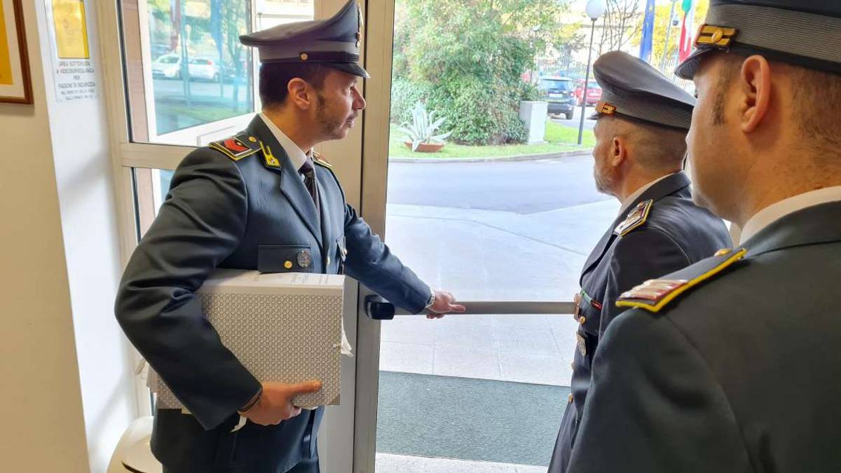 Cesena: chiesti fino a 7 anni di pena per le vendite piramidali