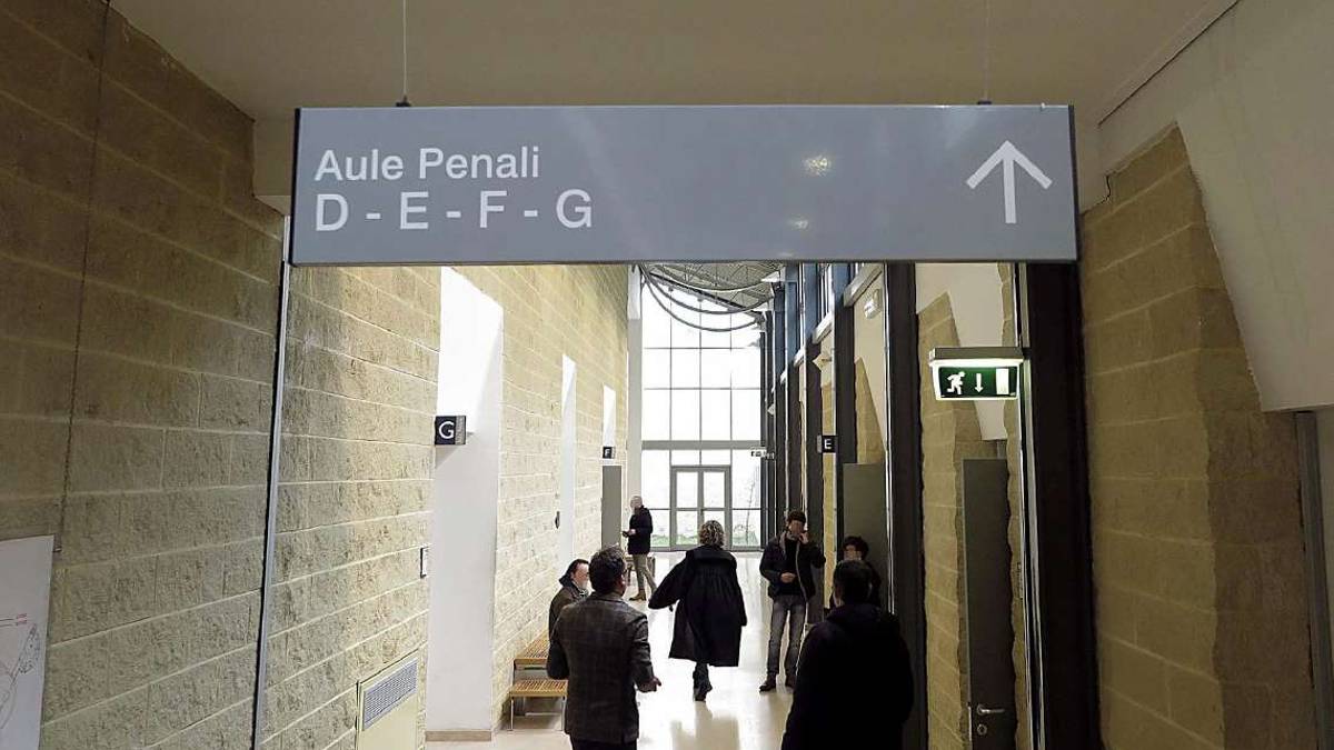 Rimini. Lascia il figlio 13enne sulla Statale: padre a processo