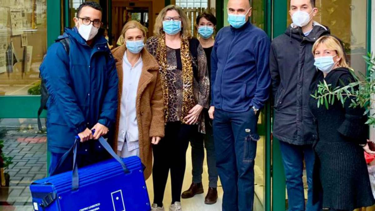 S.Piero, vaccini rifiutati in casa di riposo: rischio licenziamenti