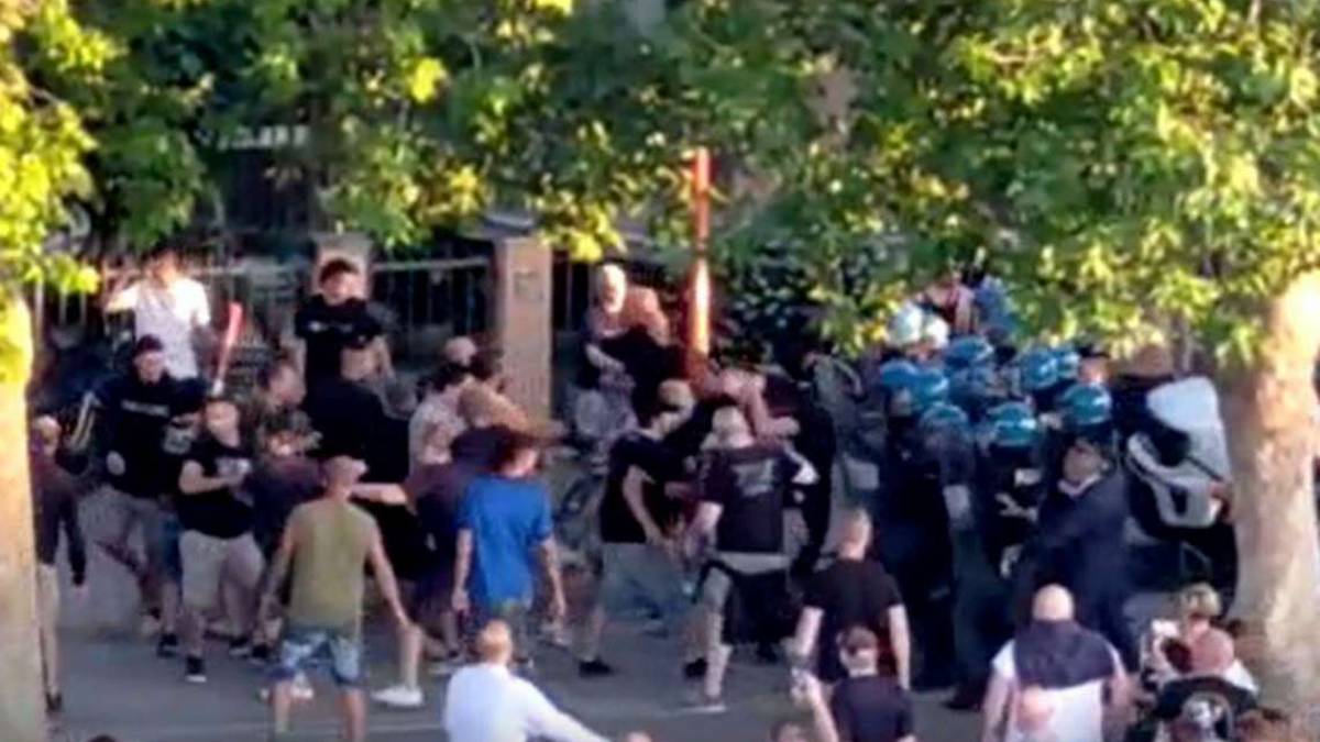 Cesena: caccia a video e foto degli scontri dopo Italia-Ungheria