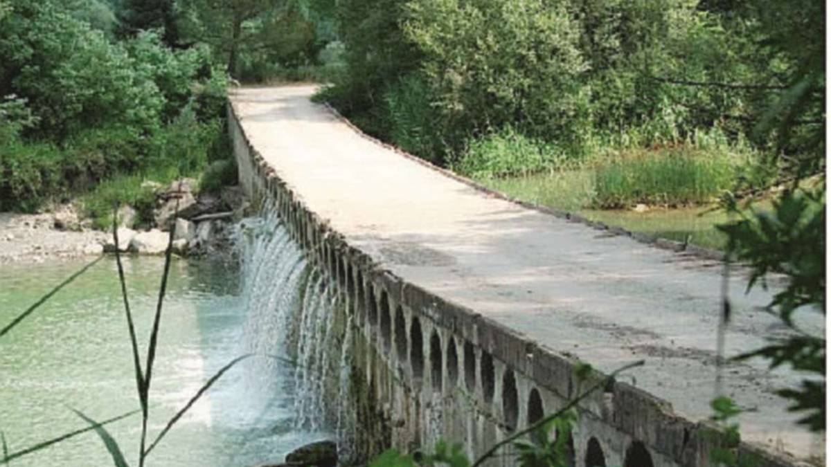 Mercato Saraceno: isolati da 7 anni per un ponte crollato