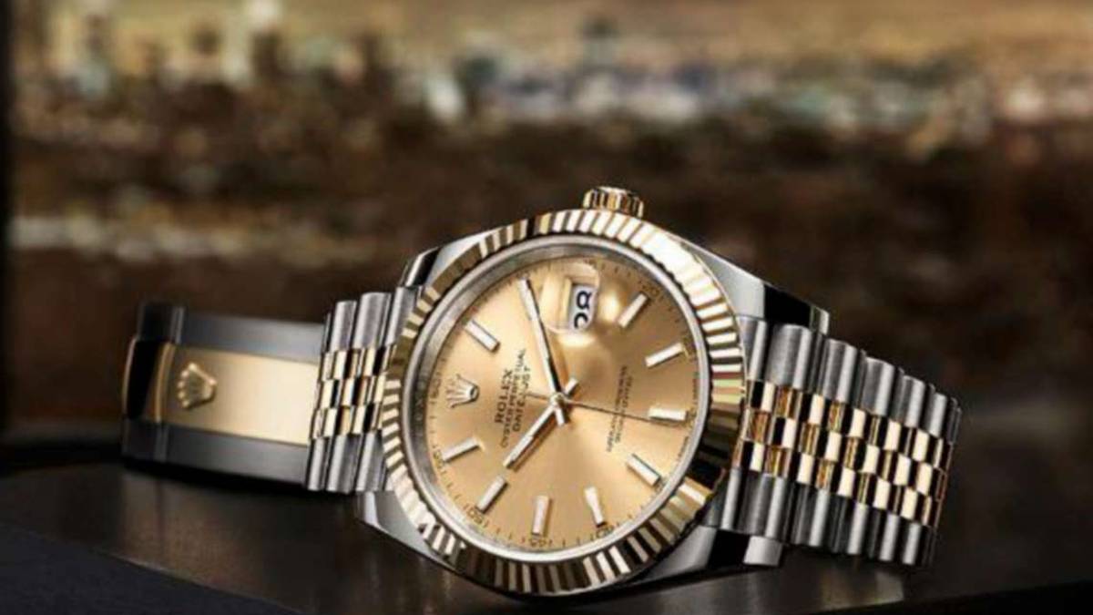 Ravenna, vende un Rolex. Ma l'assegno circolare era falso