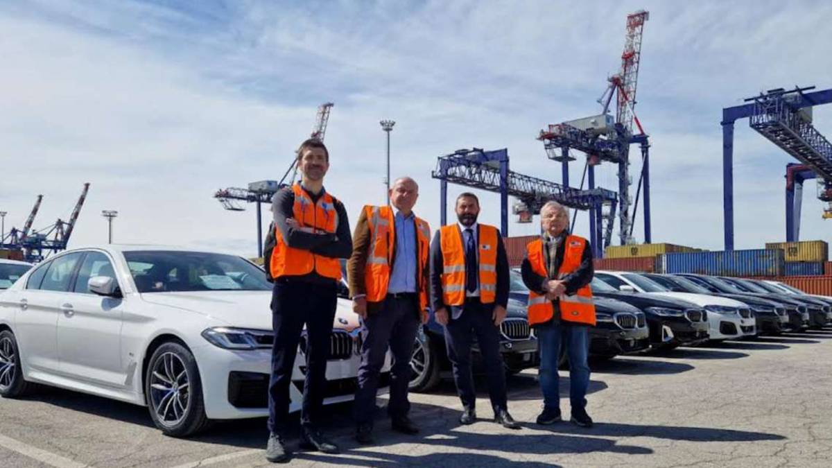 Porto di Ravenna hub per le supercar dirette in Oriente
