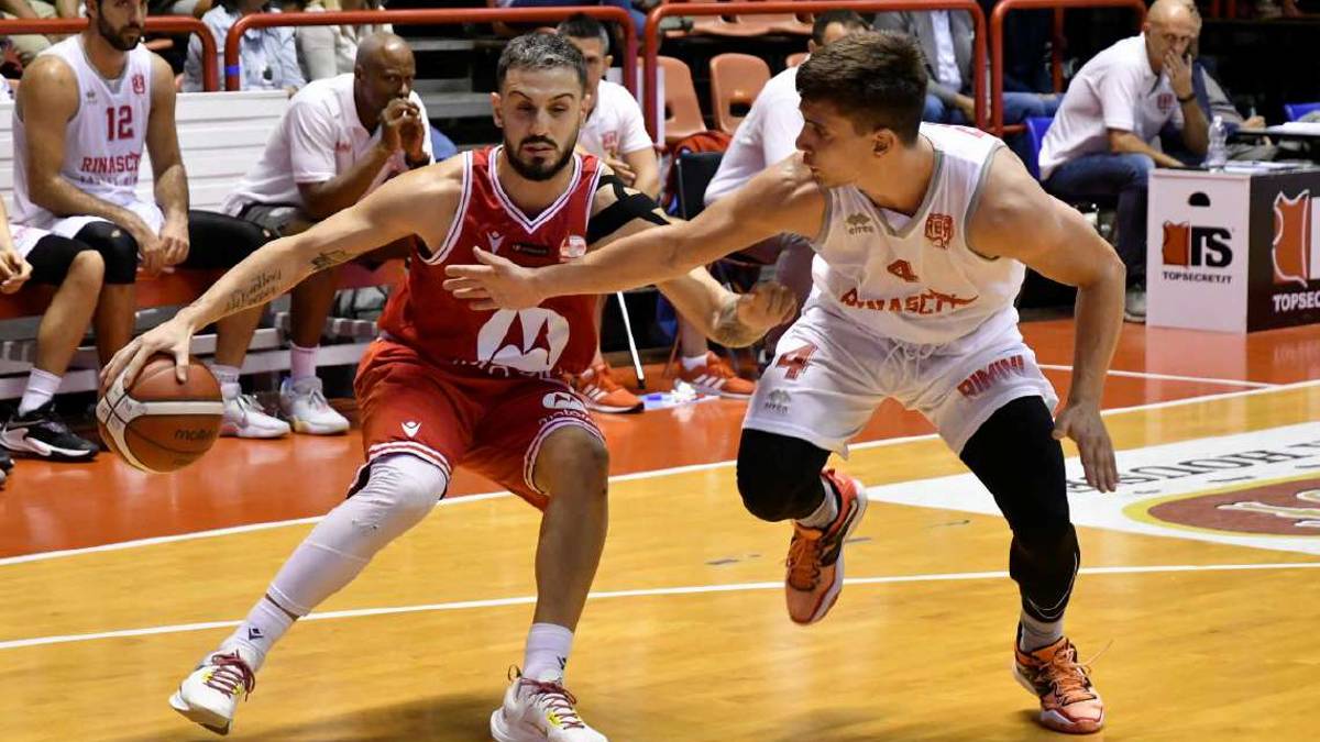Basket A2, verso Rimini-Forlì: palla a Meluzzi e Valentini