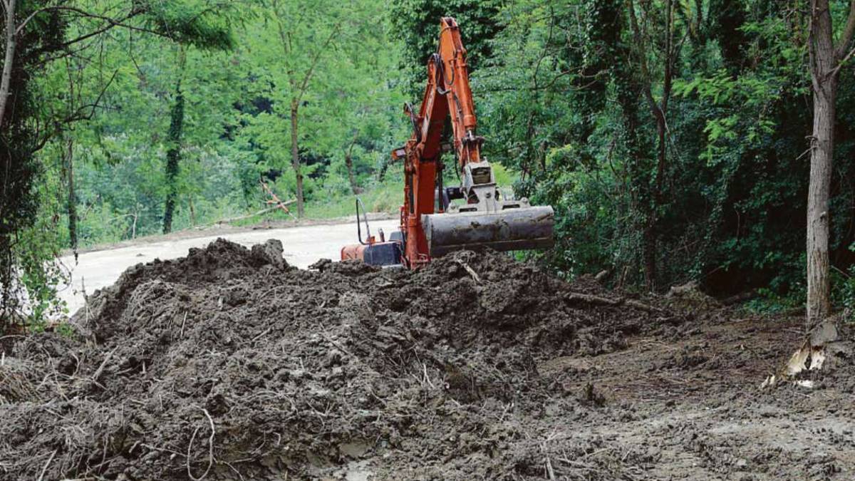 Cesena, alluvione: il Governo frena i lavori, Lattuca non ci sta