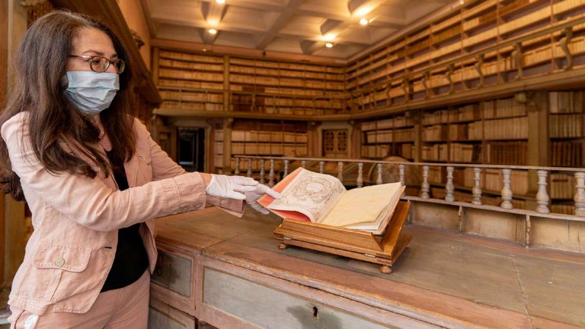 Rimini, la Gambalunga racconta online i suoi tesori