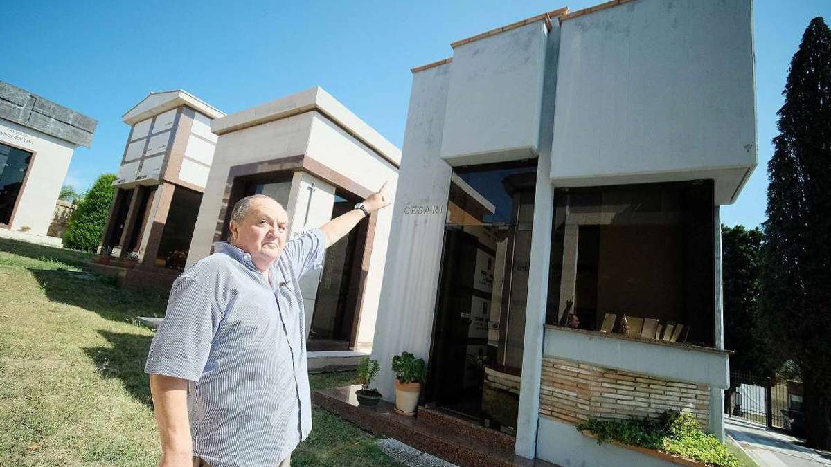 Rimini: nuovo colpo al cimitero, predate le tombe di famiglia
