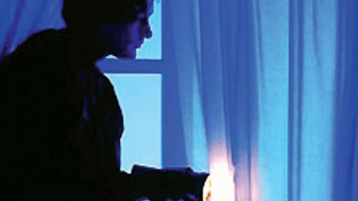 Riccione, guardano Sanremo in tv e i ladri si scatenano
