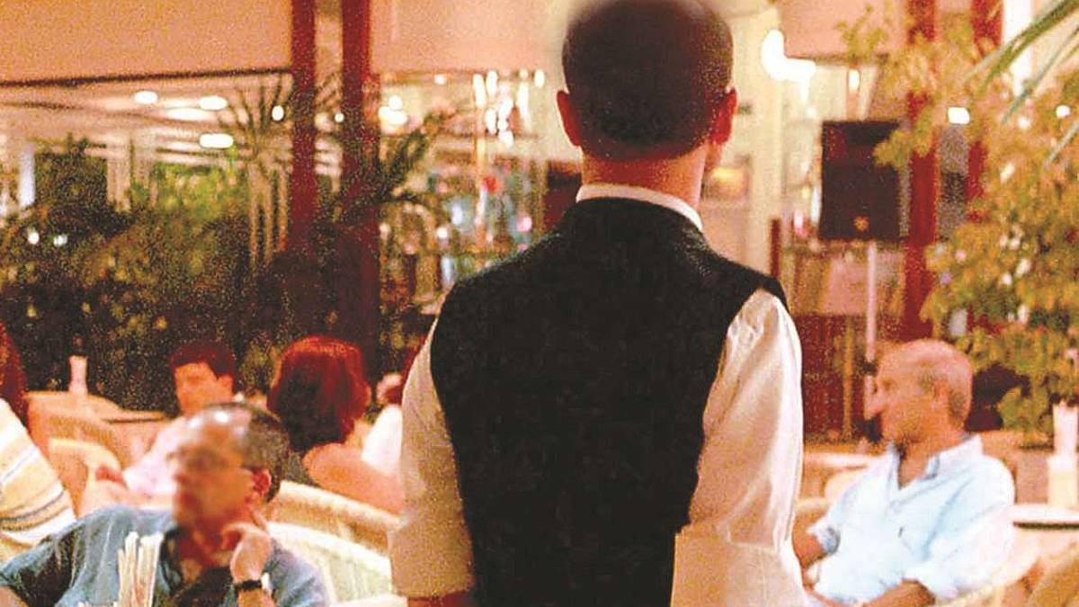 Tutto in tre minuti: colloqui di 180 secondi per trovare lavoro in hotel a Rimini