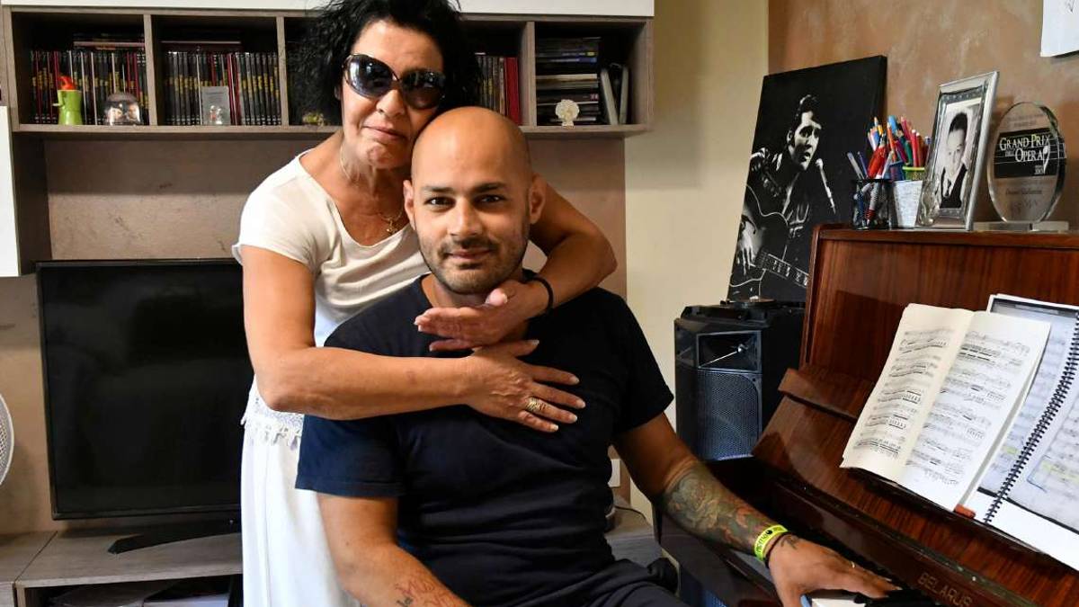 Forlì, il baritono Giulianini ritrova la mamma dopo 27 anni: Sono rinato