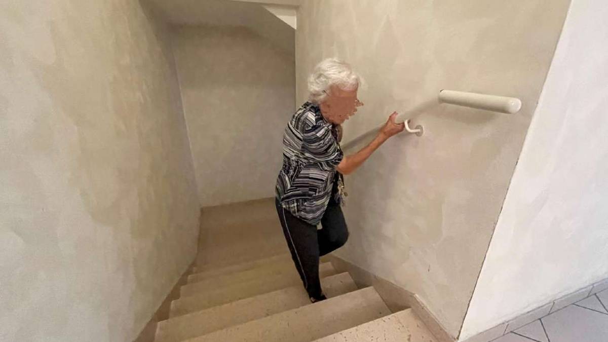 Cesena, senza ascensore intrappolati al Don Baronio alluvionato