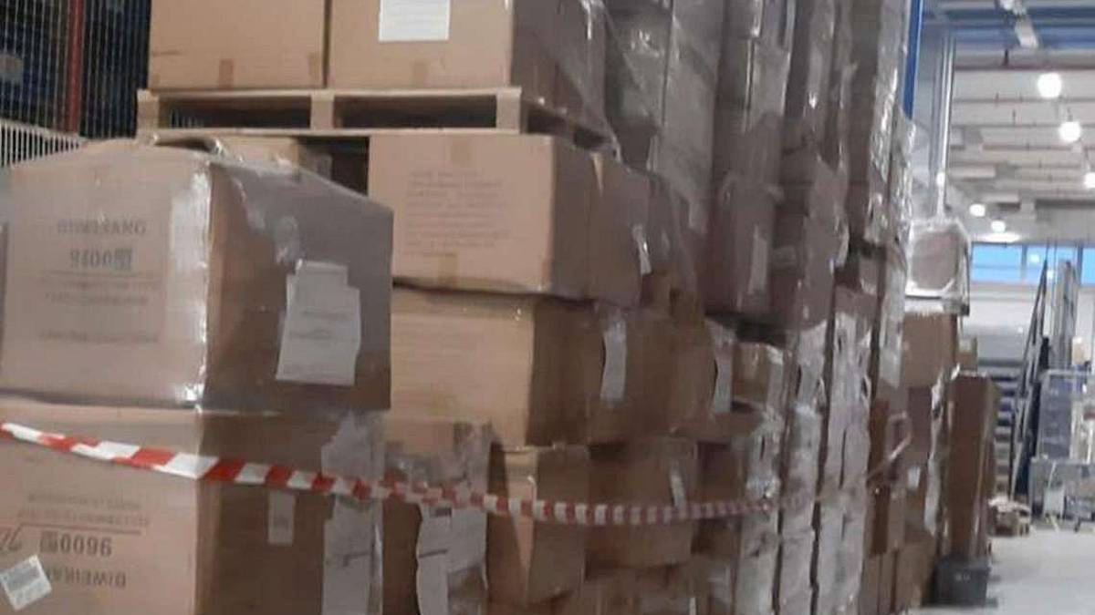 Mascherine insicure ritirate: verso quota mezzo milione