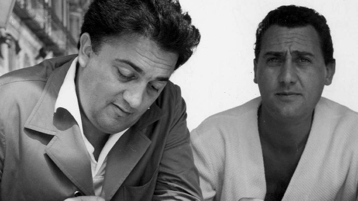 E' uscito oggi Almanacco Fellini di Annamaria Gradara