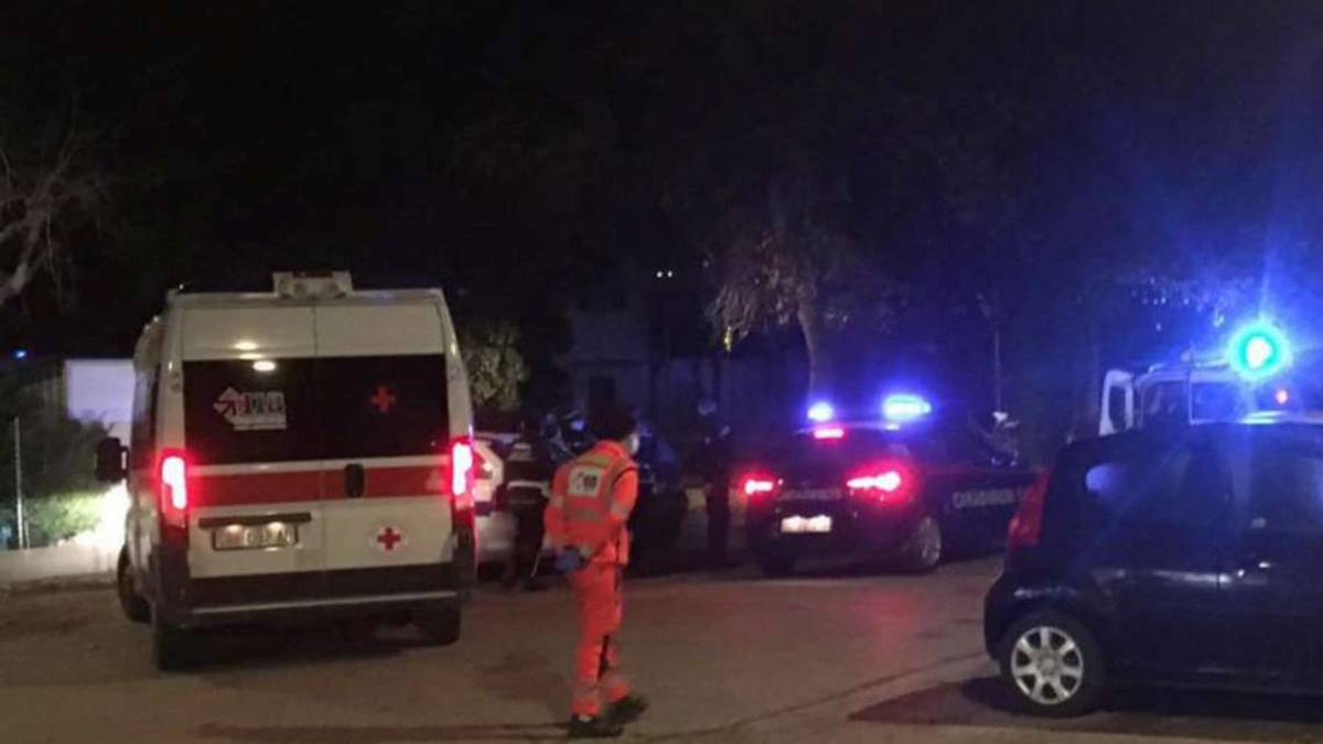 Dopo la rissa minaccia forze dell'ordine con bottiglia a Cesenatico