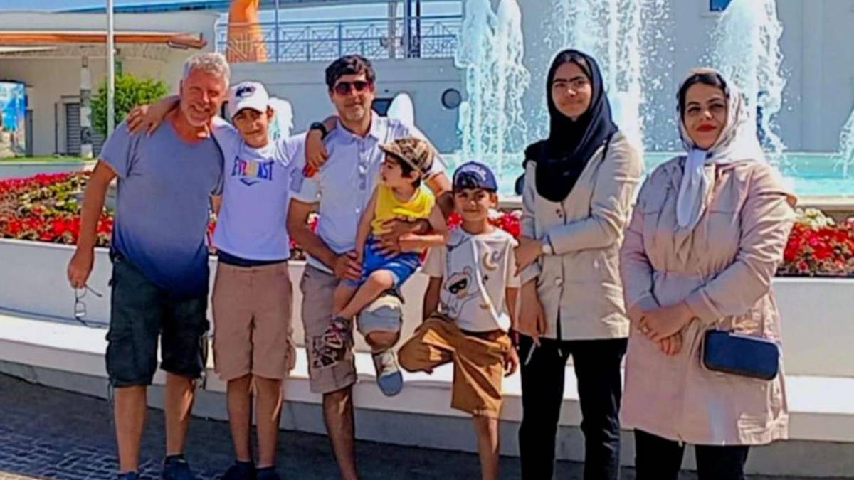 In fuga dai talebani, trovano ospitalità a Rimini: Grazie, non avevamo mai visto il mare