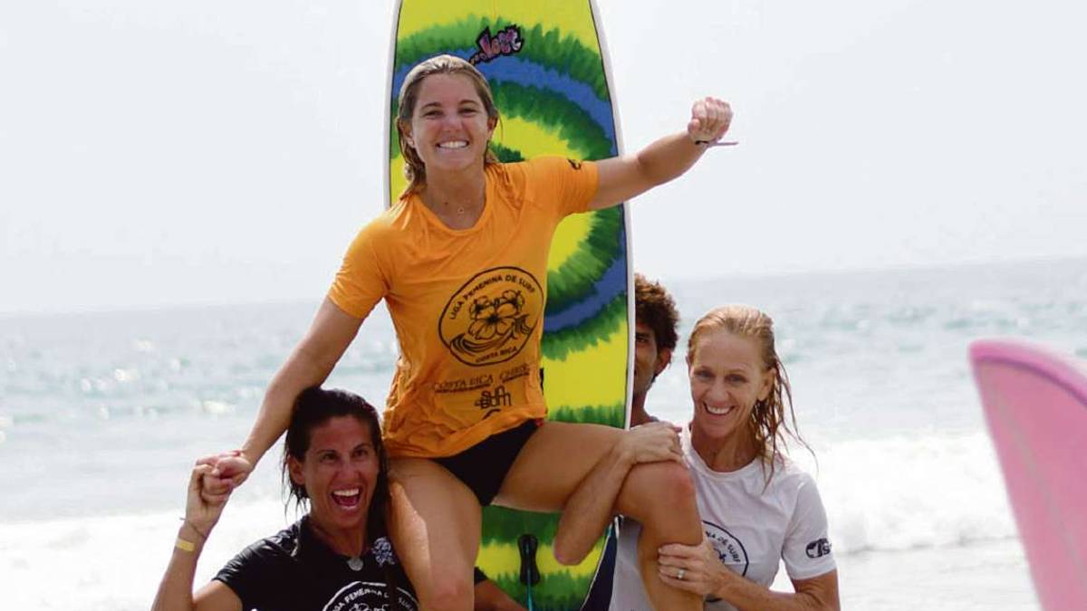 Rimini. La campionessa: Da dieci anni giro il mondo con il surf