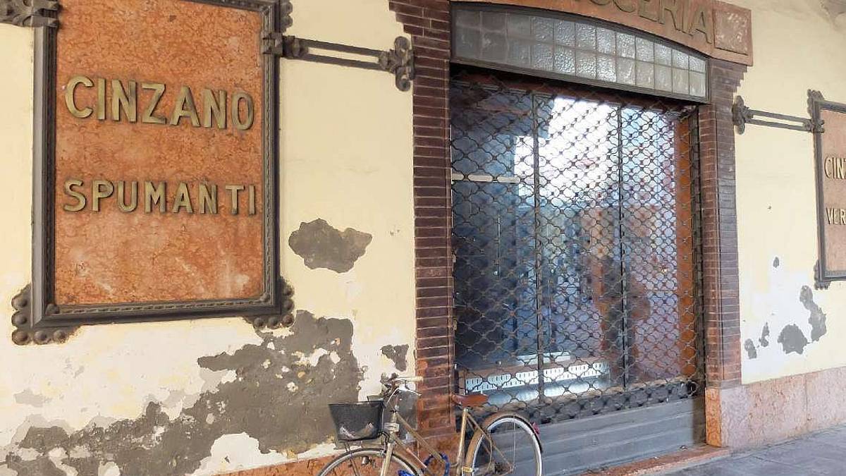 Imola, il Comune proroga i contratti di affitto a 5 esercizi