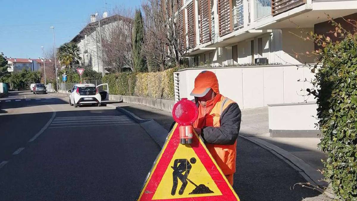 Imola, dopo gli incidenti arrivano i cartelli
