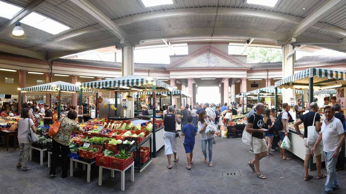 Forlì, mercato coperto: il Natale ha dato soddisfazione