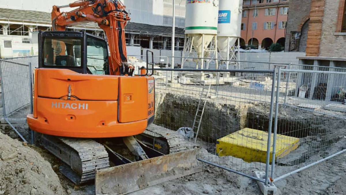Cesena, chicca archeologica chiusa in una cassa per essere spostata