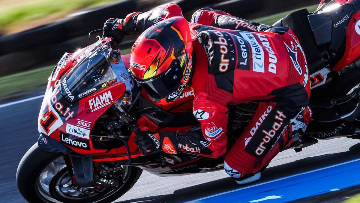 Superbike, via in Australia: Rinaldi va a caccia dei tre tenori