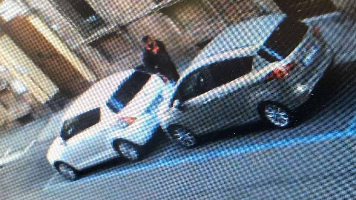 Imola, individuato 29enne che spaccò gli specchietti di alcune auto