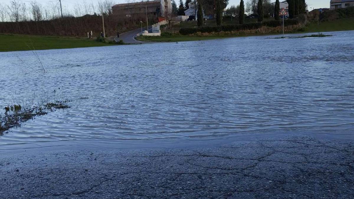 Rubicone, zona di confine tormentata da allagamenti: ponte chiuso