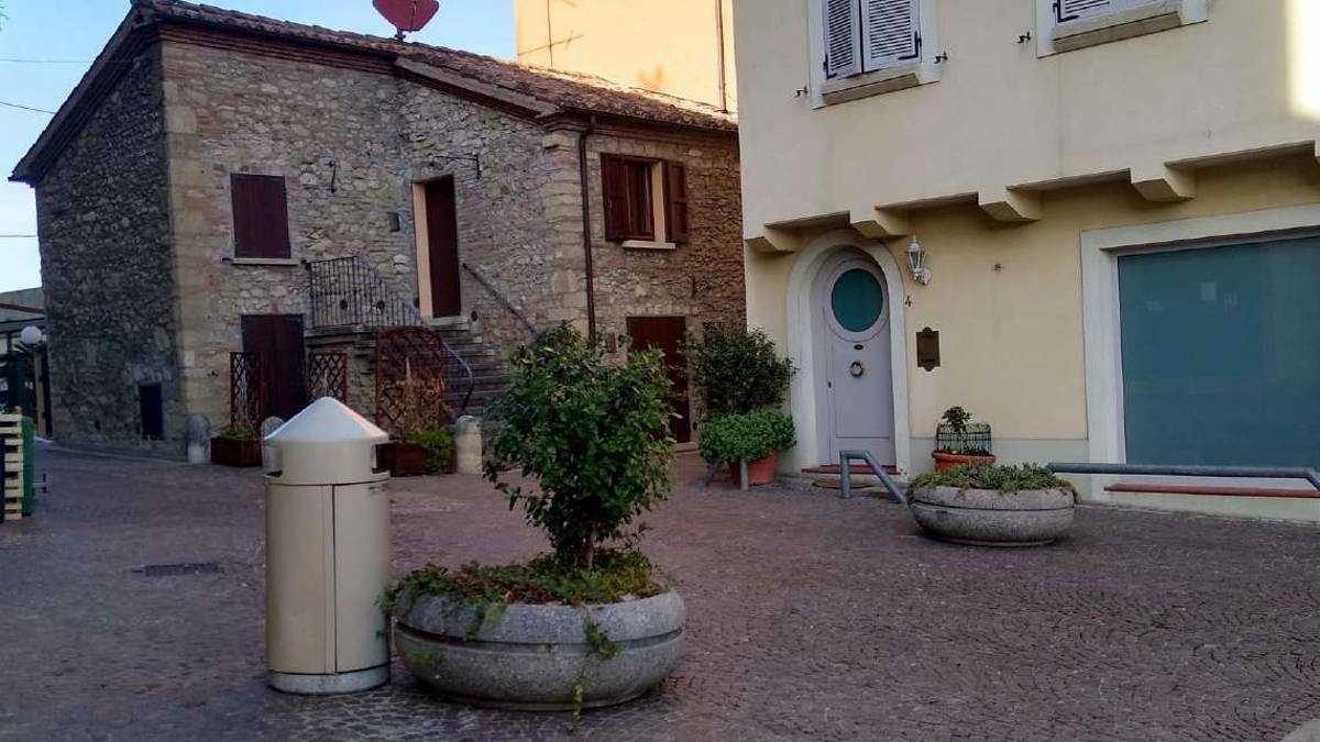 San Marino, pochi parcheggi e zero bus a Serravalle