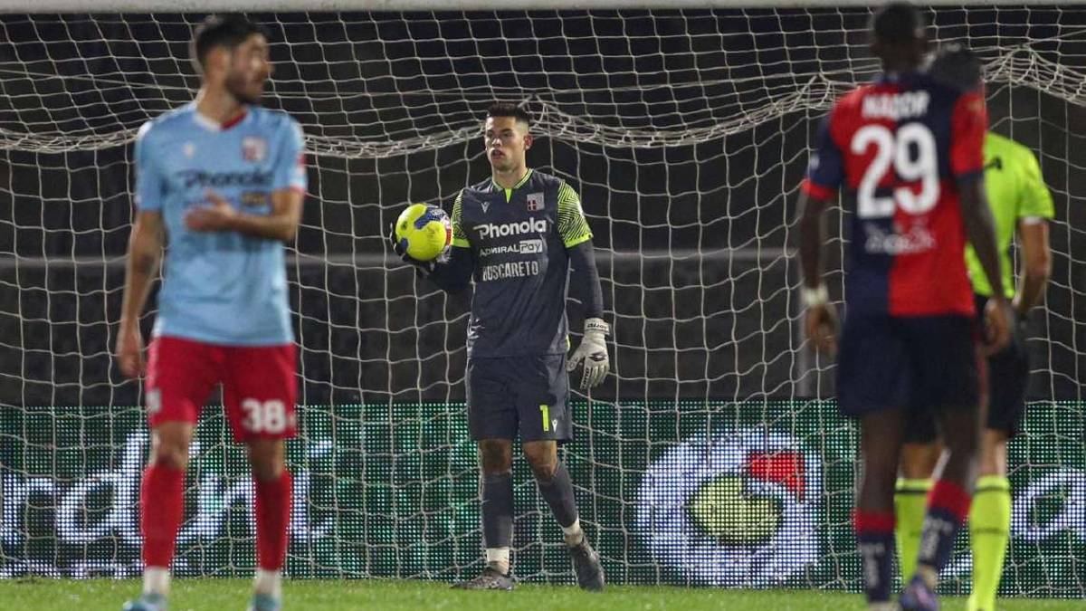 Calcio C, Rimini, Galeotti para tutto: Il Montevarchi poteva tirare mille volte...