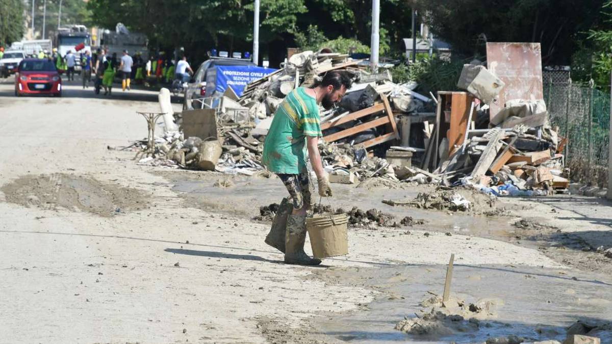 Forlì, San Benedetto tra disastro e solidarietà: Ci restano la vicinanza e gli abbracci