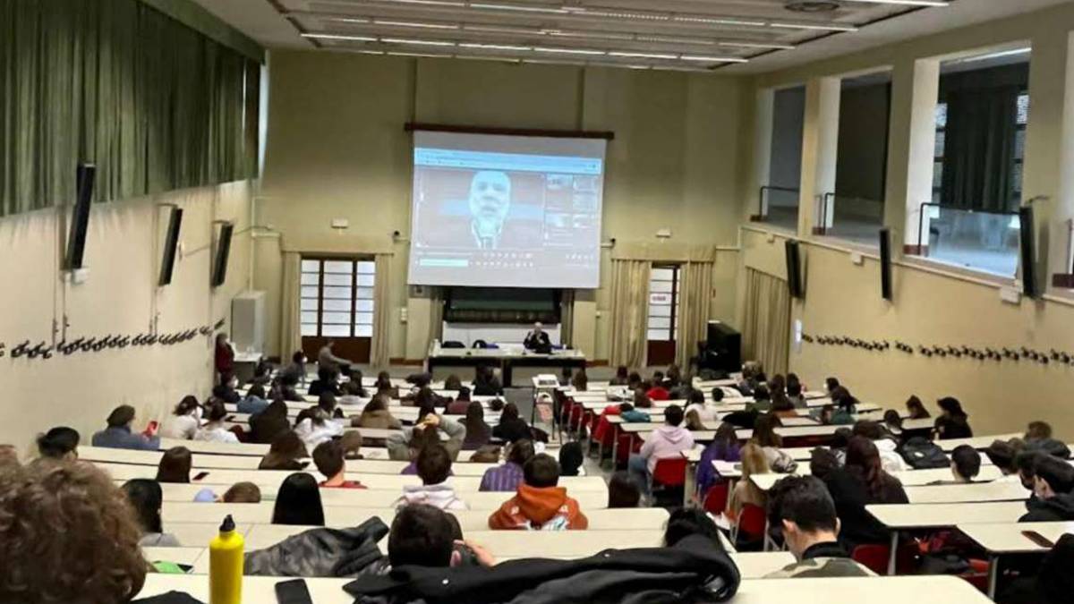 Forlì. L'ansia della guerra tra gli studenti