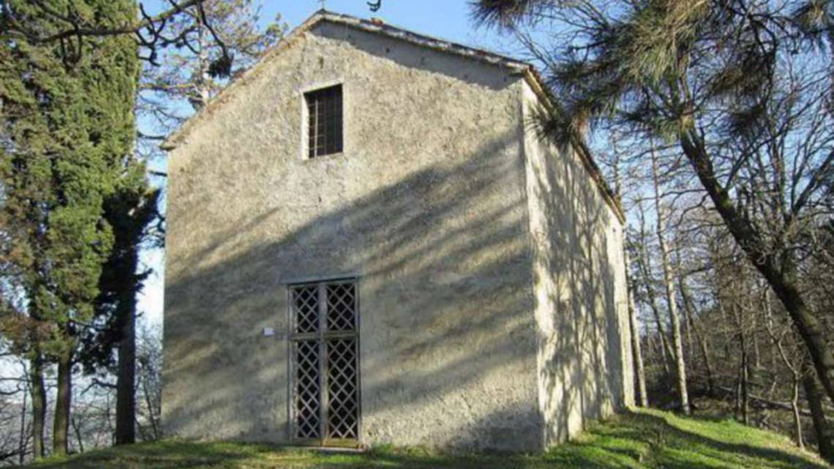 Predappio, anche una chiesa finisce all'asta
