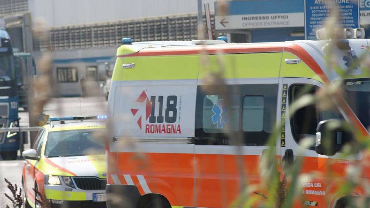 Ravenna, operaio schiacciato: Errore umano, ma colpa dell'azienda