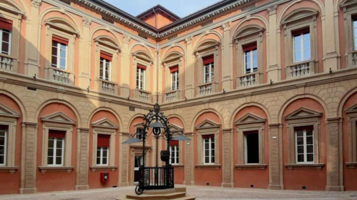 Ravenna, visita medica salva il permesso di soggiorno a un migrante