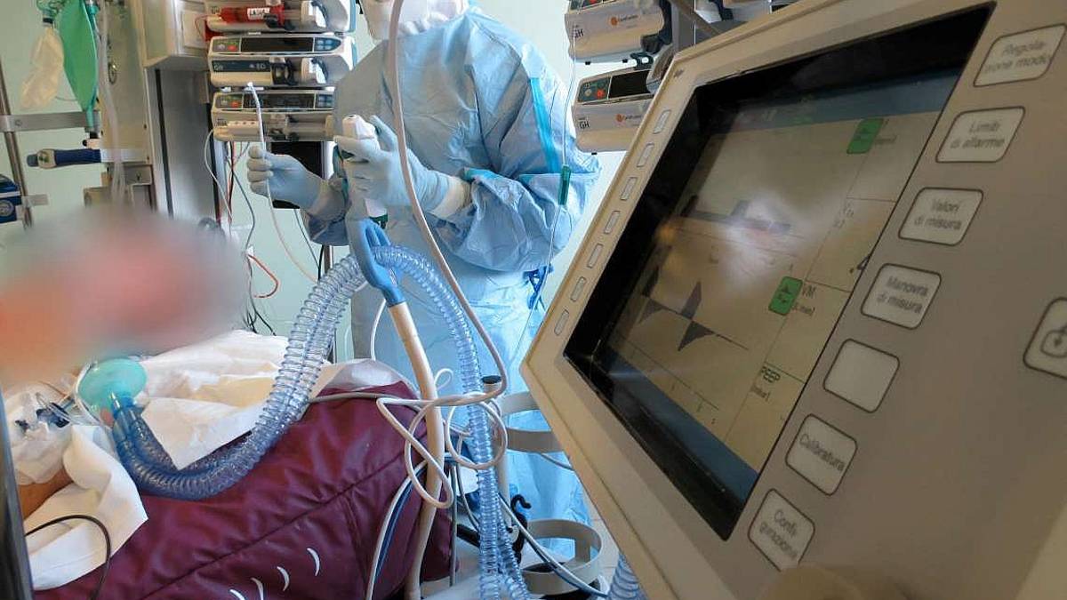 Ausl Romagna accelera sui vaccini per gli over 70