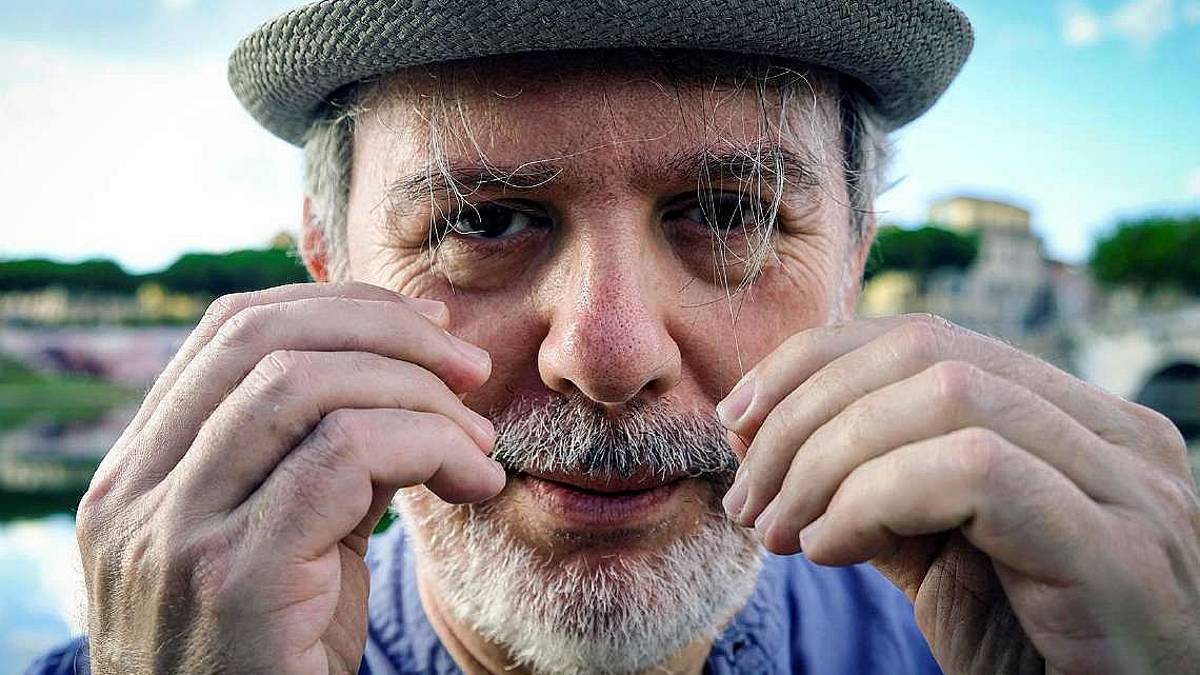 Roberto Grassilli e La polizia della nanna