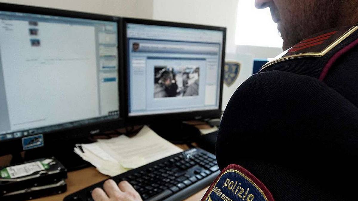 Gatteo Mare, derubano anziane signore e fanno spese con le loro carte di credito