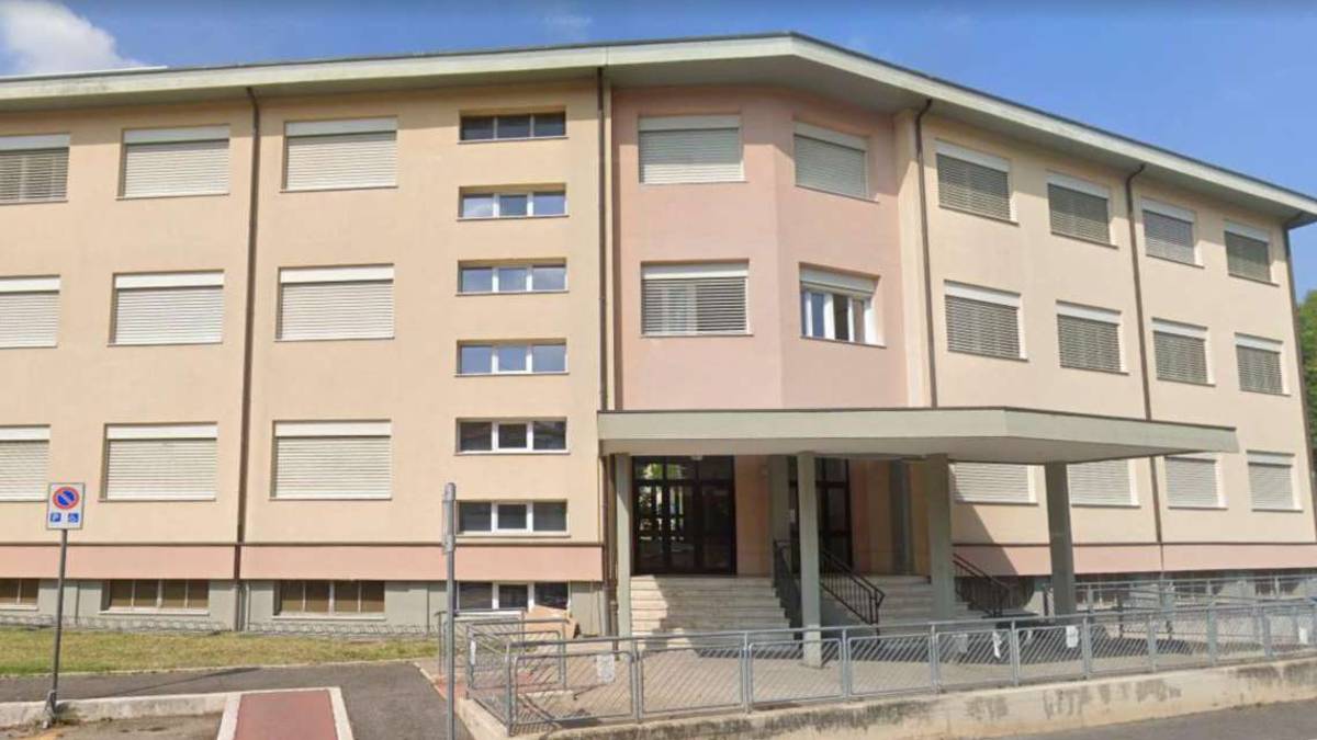Cesena: furto anche alle scuole medie