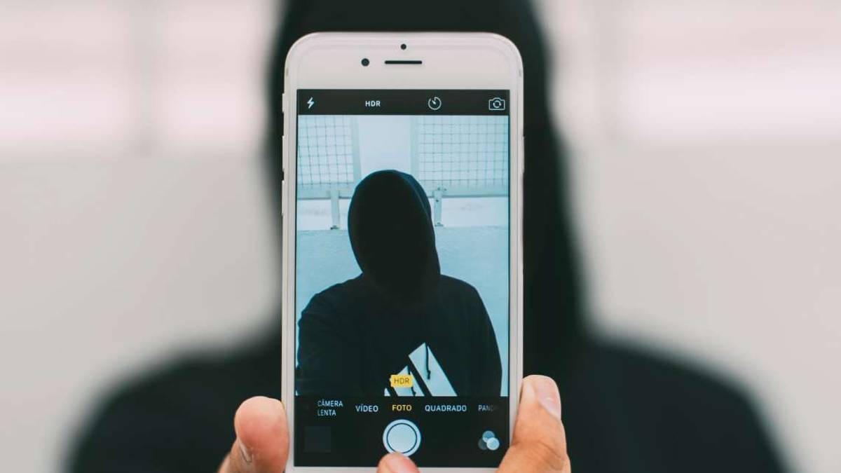 Rimini. Pasticciera stalker perseguita l'ex . Divieto di avvicinamento