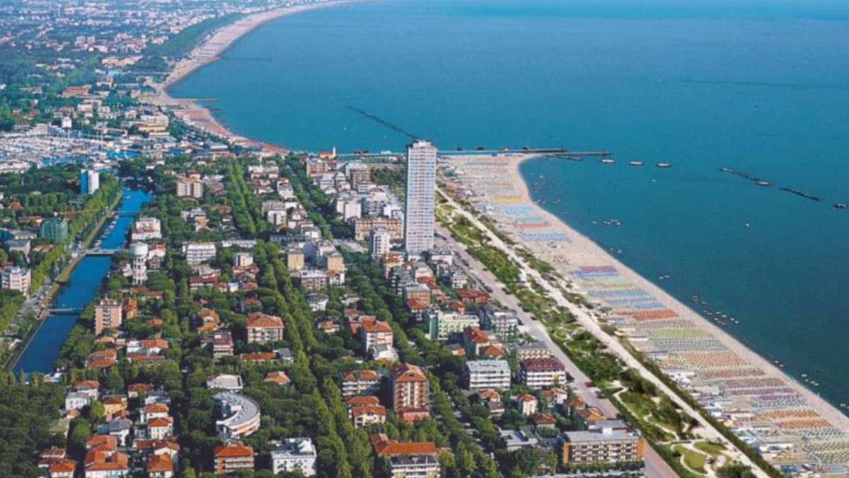 Allarme hotel di Cesenatico: mancano lavoratori stranieri